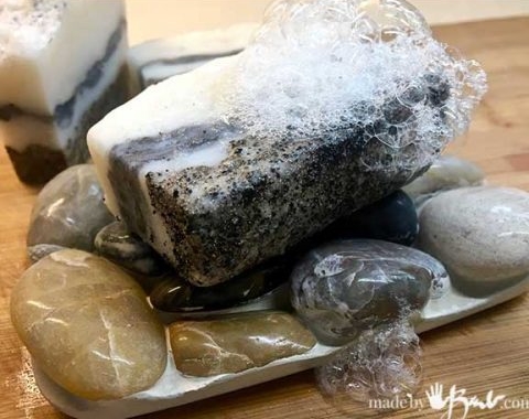 easy-rock-soap-dish-madebybarb-feature-500x900